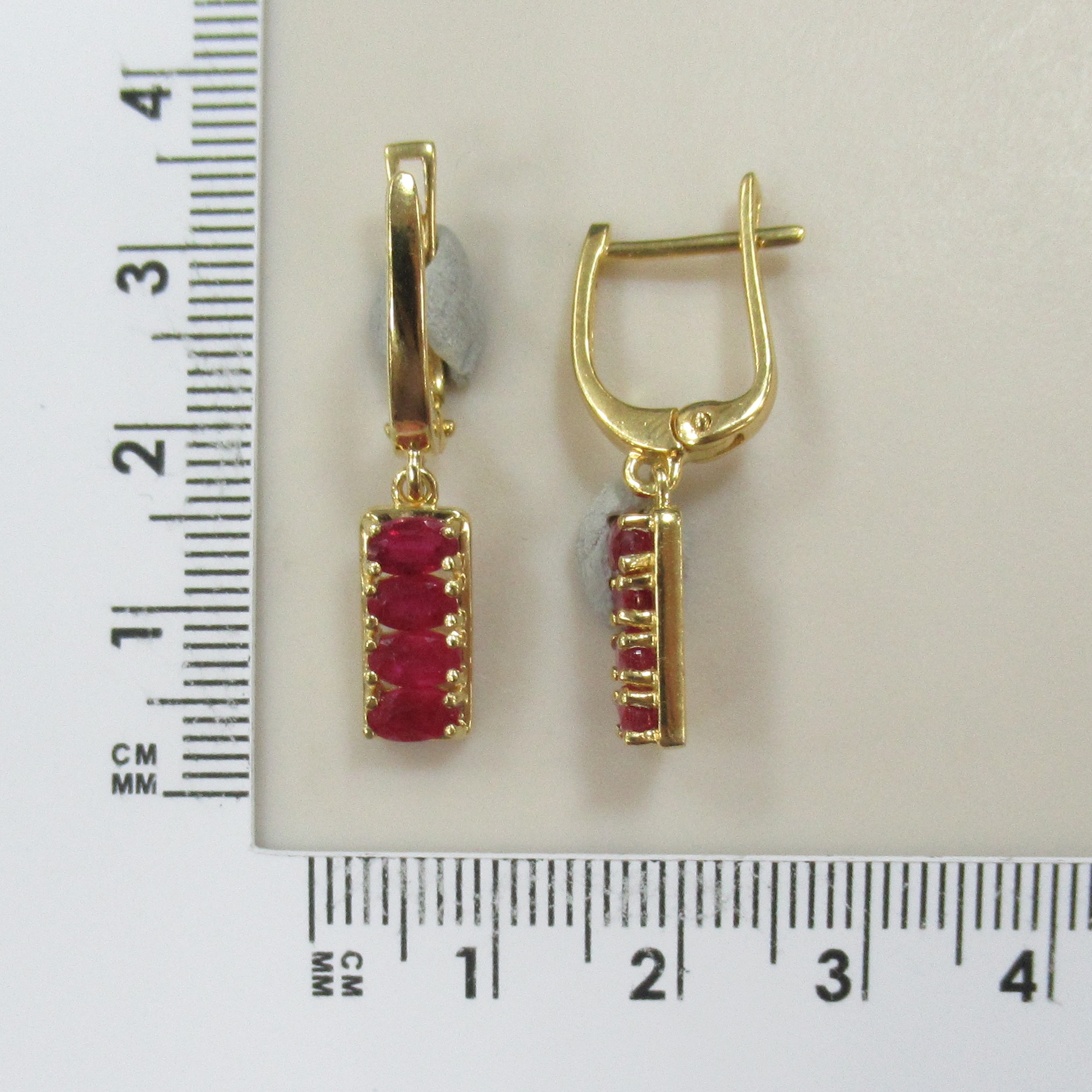 Серебряные серьги с рубинами